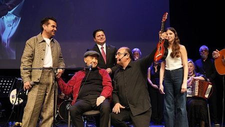 İlhan Şeşen’in 55. Sanat Yılı Kadıköy’de Kutlandı